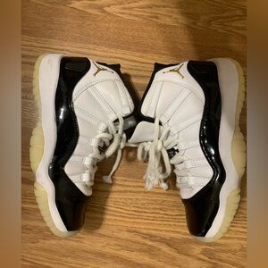 Jordan 11 Retro, Size 3.5Y